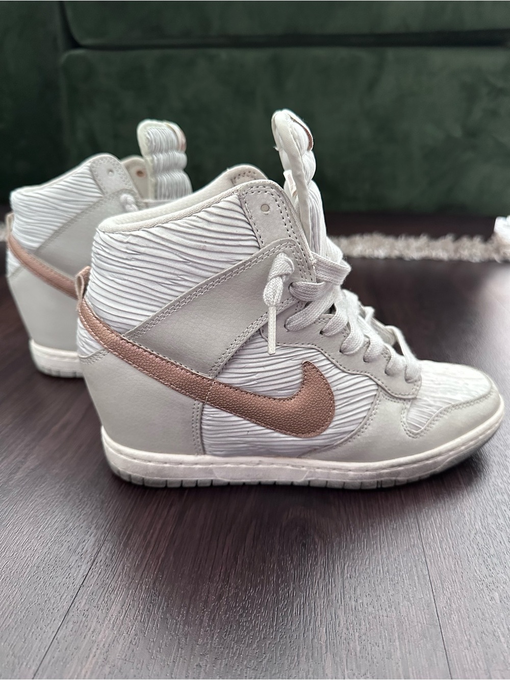 Nike women’s Dunk Sky Hi sneaker wedges Light Bone/Bronze 8